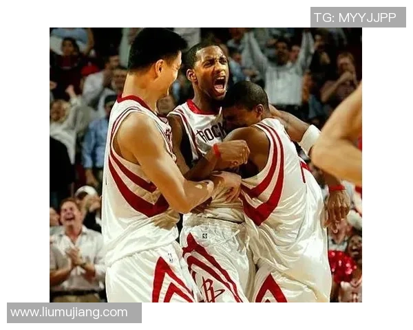 勇士与火箭第六场精彩集锦回顾激烈对决与关键时刻分析